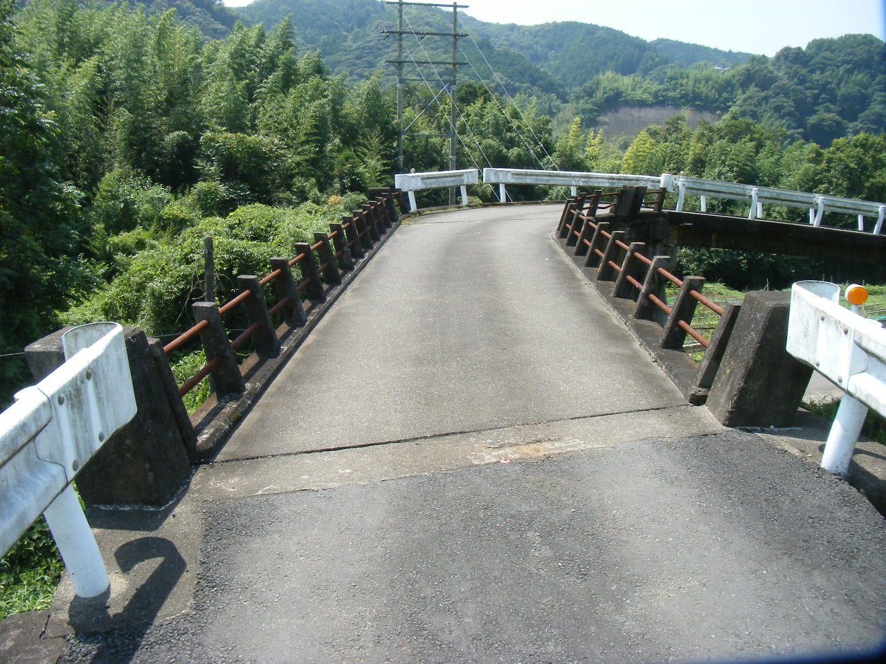 鳥の巣橋拡幅前状況2