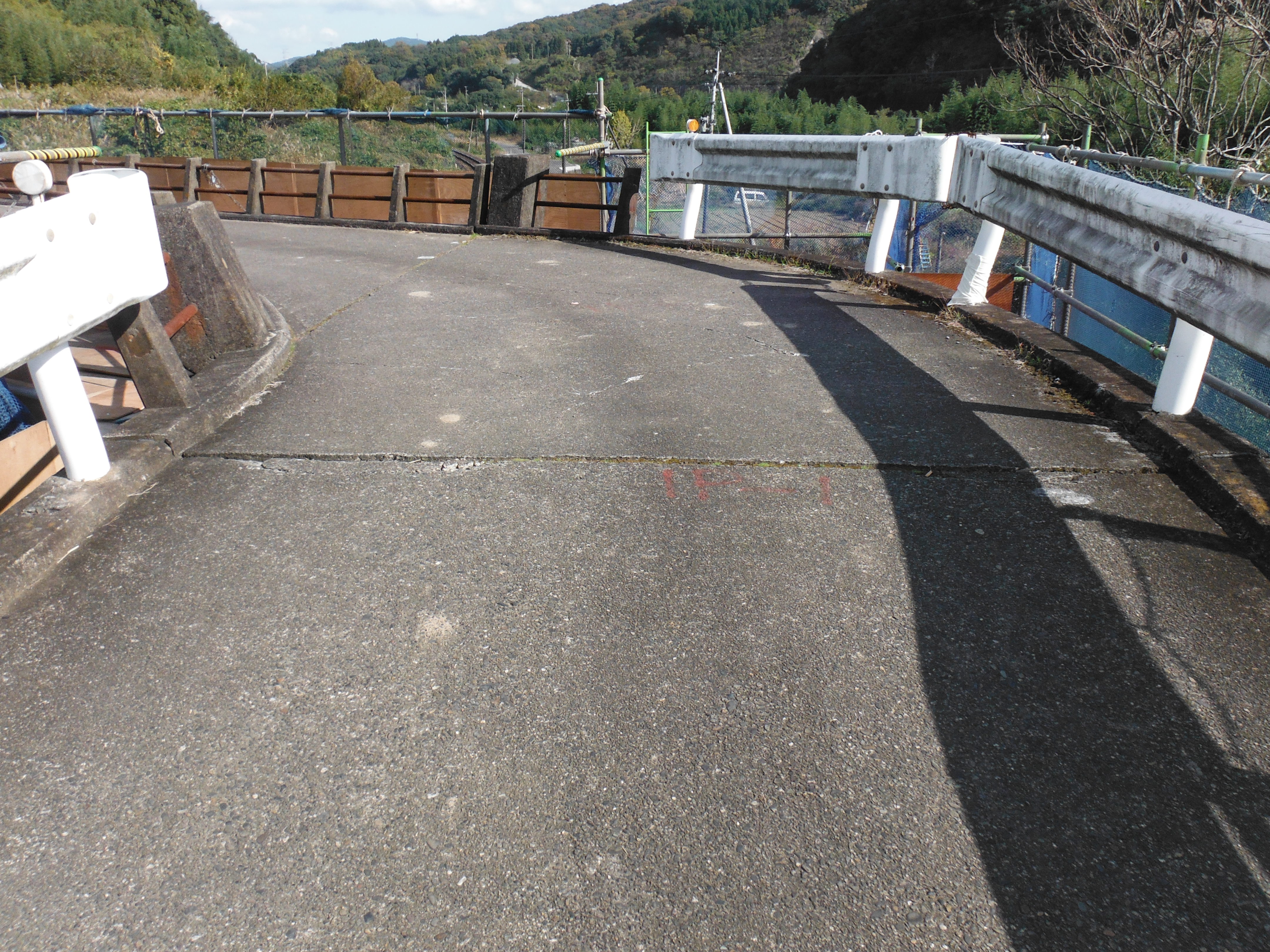 鳥の巣橋拡幅前状況3